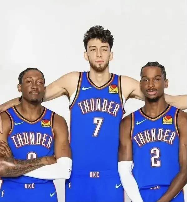 泰晤士报列举格伊可能下家：红军、皇萨、拜仁以及曼城在列（泰晤士报：格伊潜在下家包括利物浦、皇马、巴萨、拜仁与曼城）