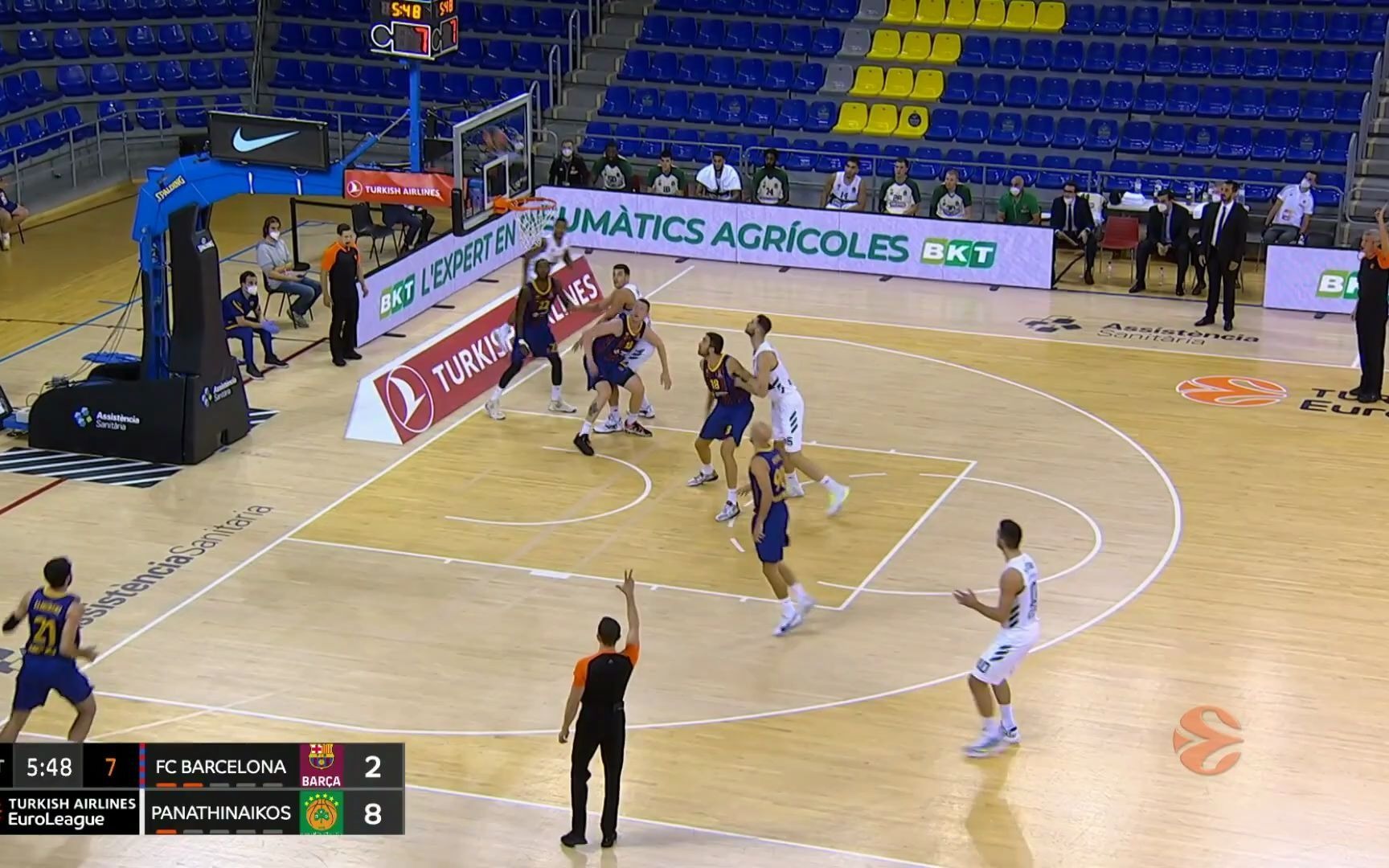 欧冠前瞻：本菲卡出线前景不妙，那不勒斯状态不俗为晋级争三分（欧冠前瞻：本菲卡晋级前景堪忧，那不勒斯状态正佳力拼三分）