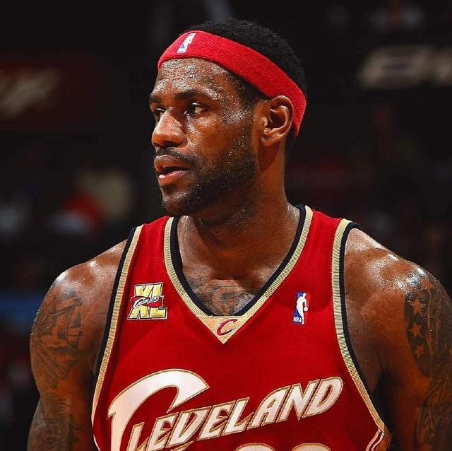 德转列美职联历史全明星11人：梅西领衔，伊布、贝克汉姆在列（德转评选美职联历史最佳11人：梅西领衔，伊布与贝克汉姆入选）